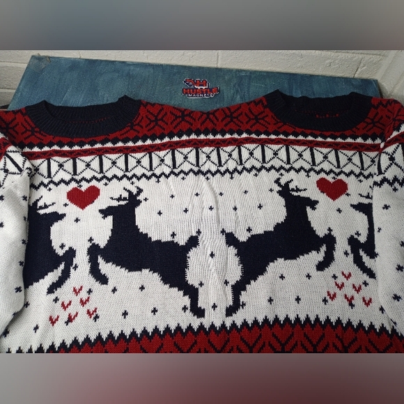 Two Headed Reindeer Ugly Christmas Sweater New - Picture 2 of 7